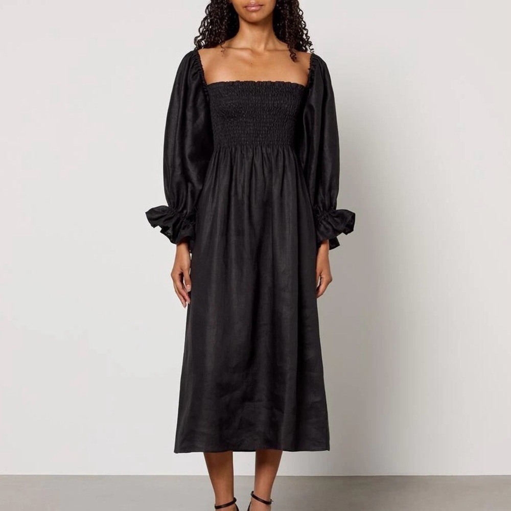 Sleeper Atlanta Off-the-shoulder Shirred 100% Linen Midi Dress in Black Small